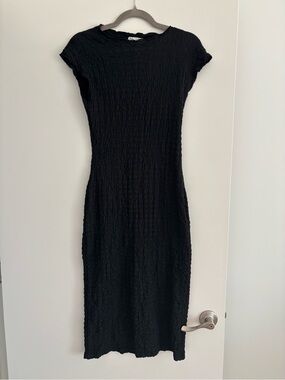 Zara Black Textured Midi Dress